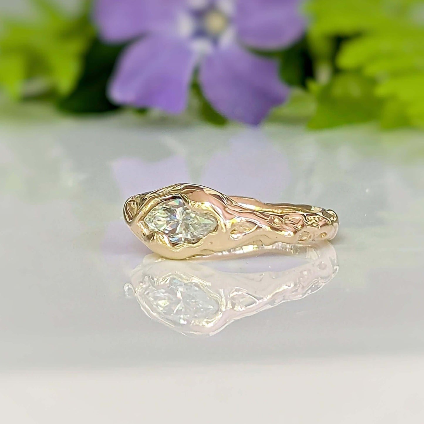 Bague de fiançailles moissanite - Anneau texturé en or massif 14k