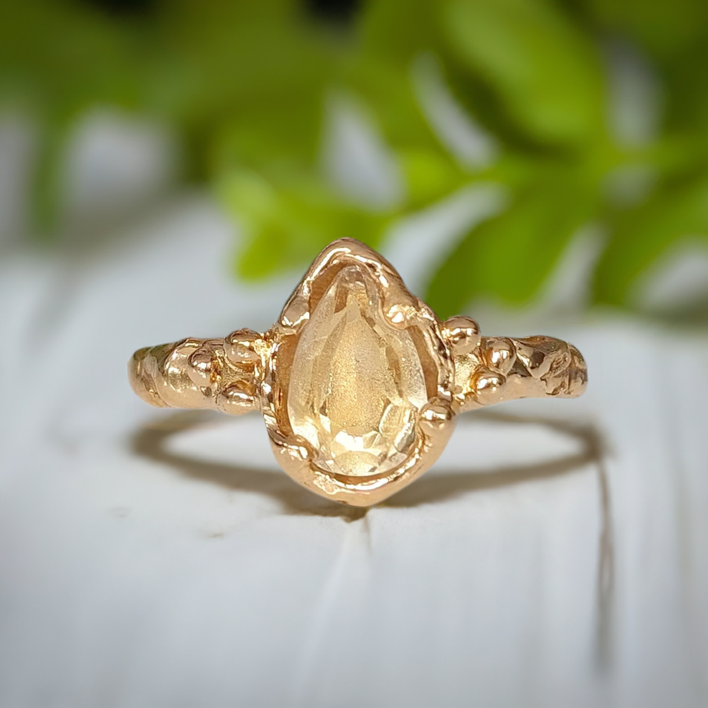 Citrine ring in Solid 14k Gold