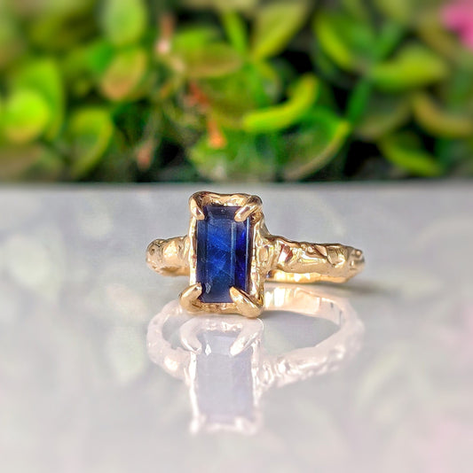 Blue Sapphire statement ring in Solid 14k Gold