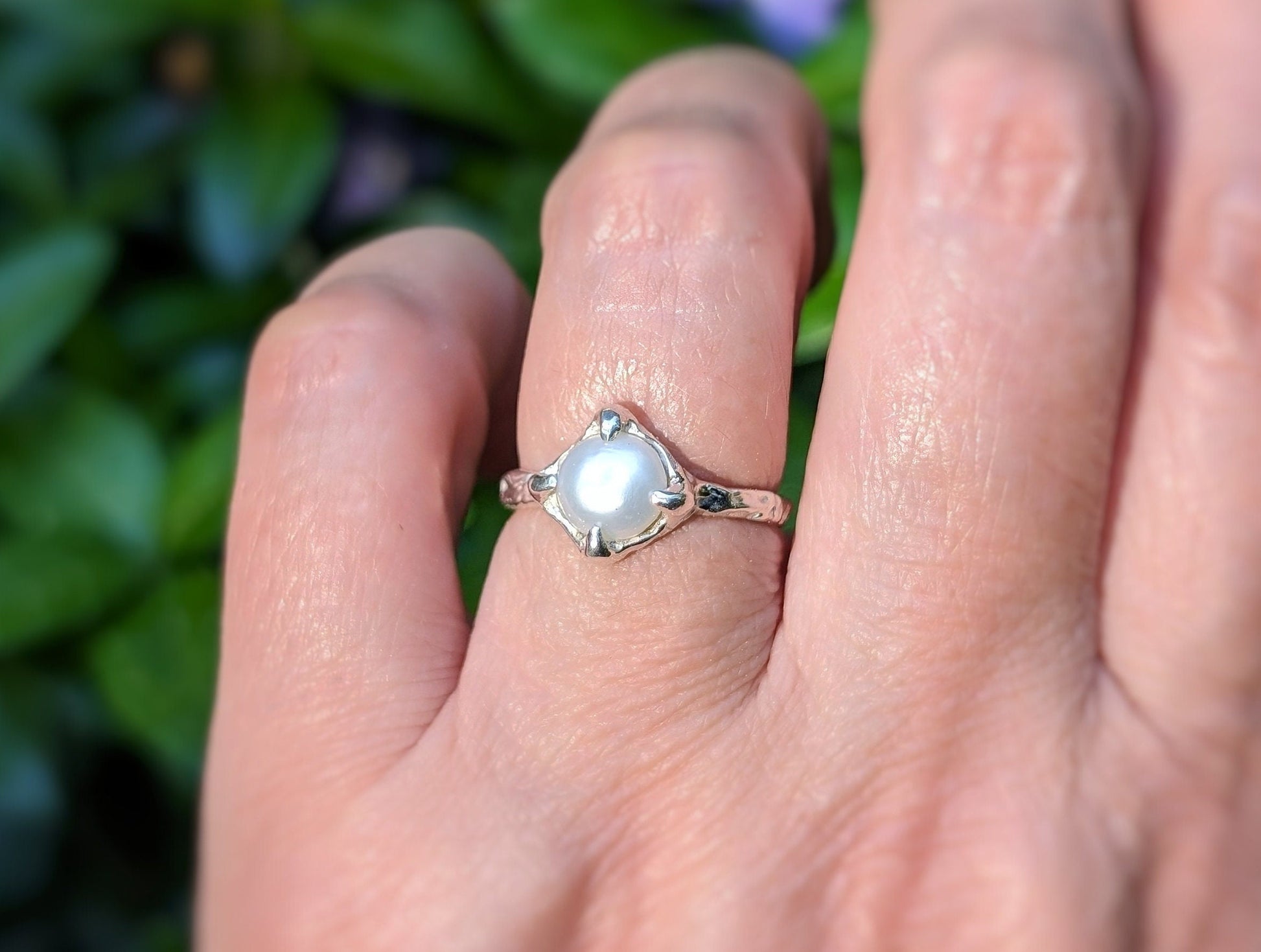 Silver Freshwater pearl textured ring - Moondrop Creations