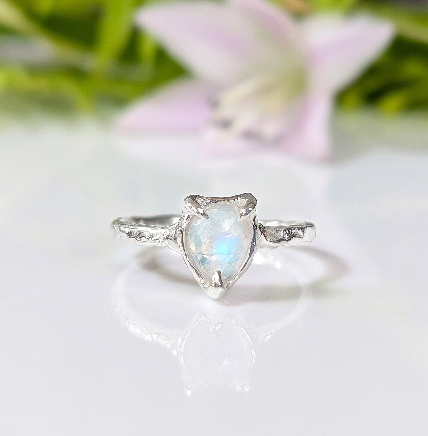 Rainbow Moonstone ring in Sterling Silver - Moondrop Creations