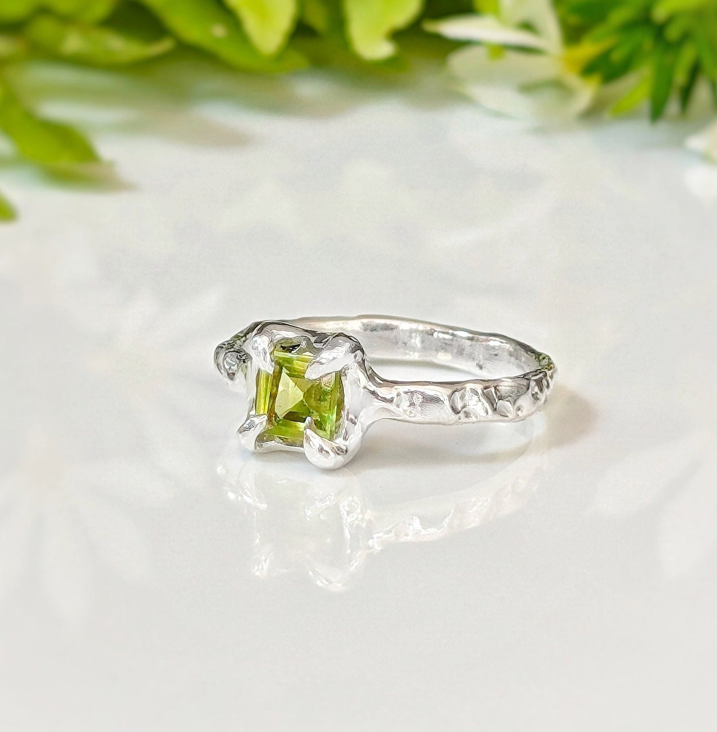 Solid Silver Peridot ring - Moondrop Creations