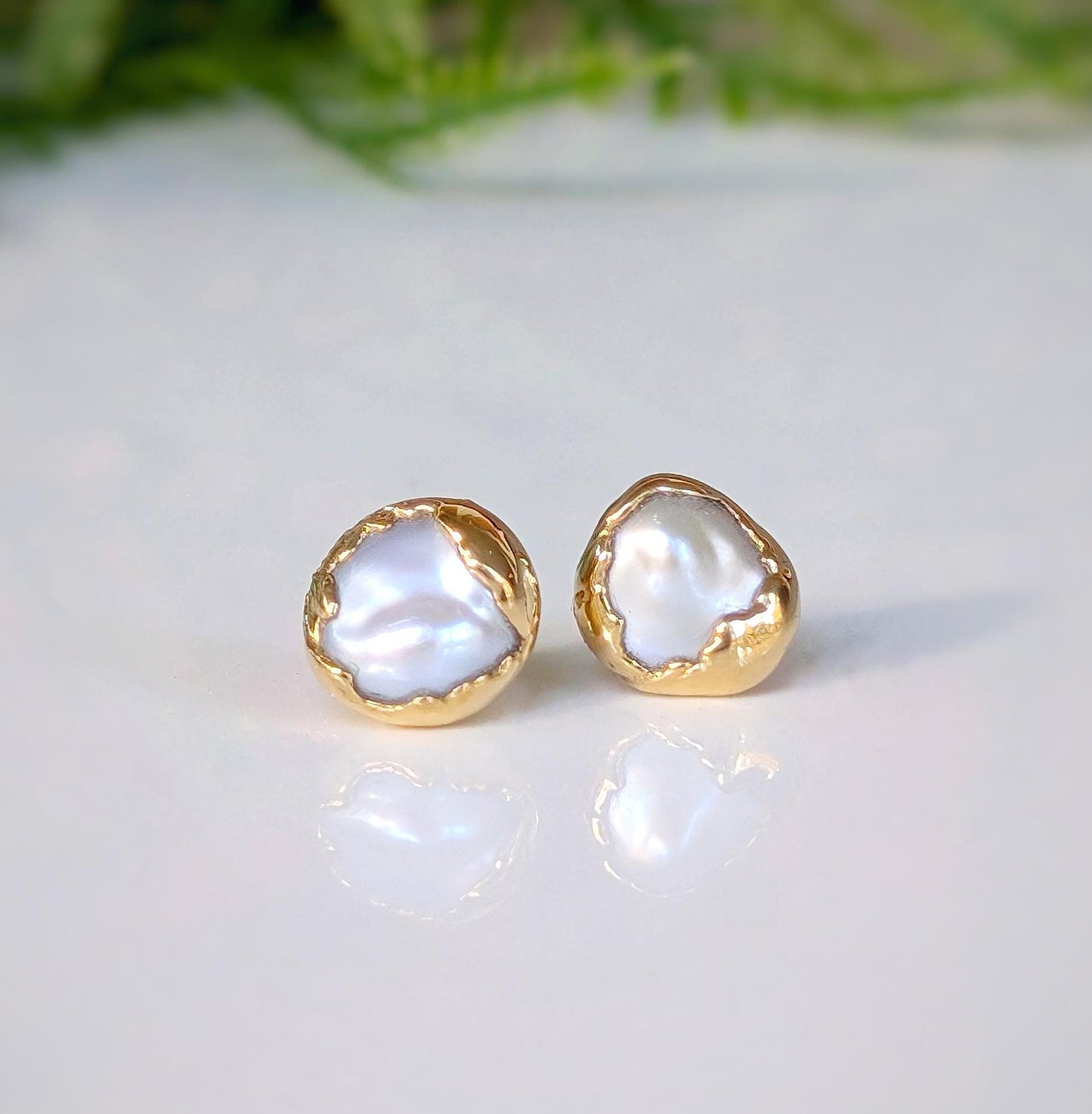 Pea in a Pod Freshwater pearl stud earrings