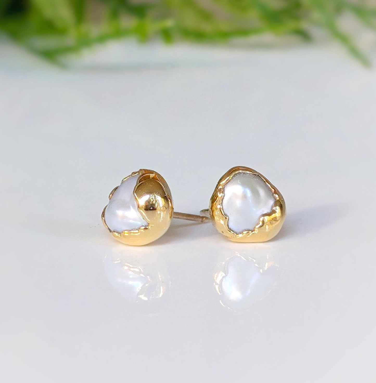 Pea in a Pod Freshwater pearl stud earrings