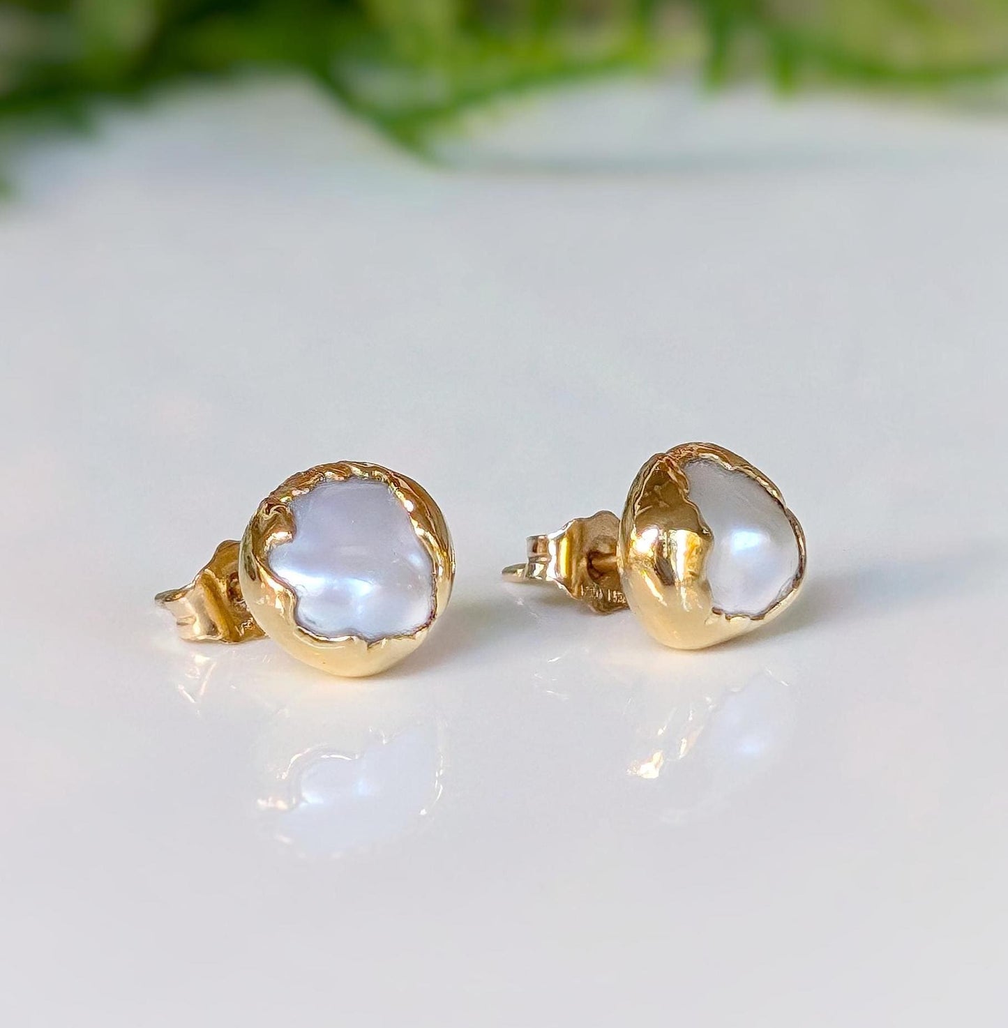 Pea in a Pod Freshwater pearl stud earrings