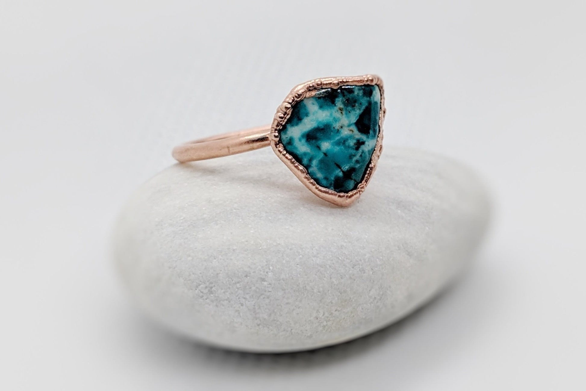 Natural rough Turquoise ring in unique 18k gold setting
