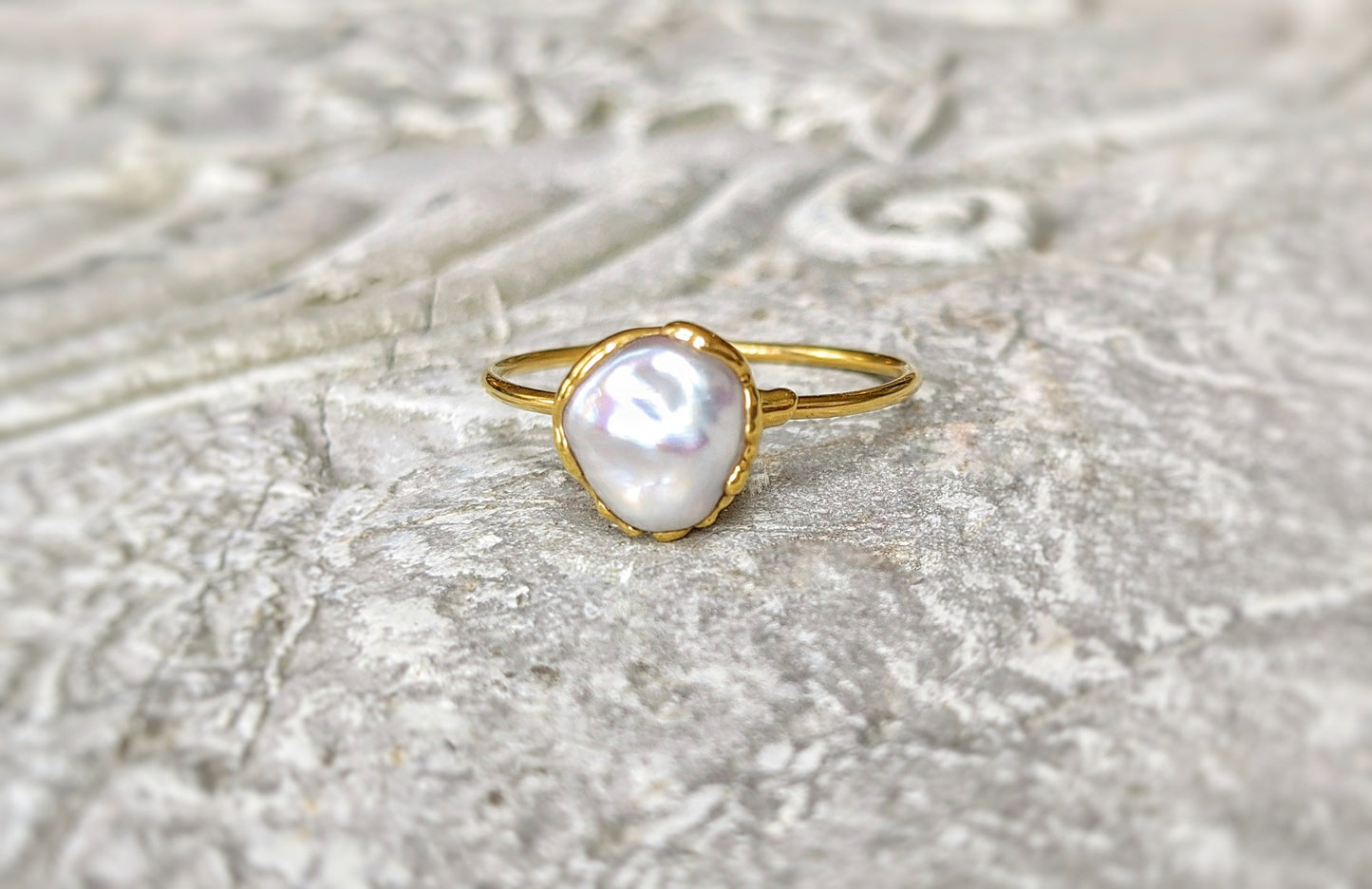 Freshwater Keshi Pearl ring in unique 18k Gold setting