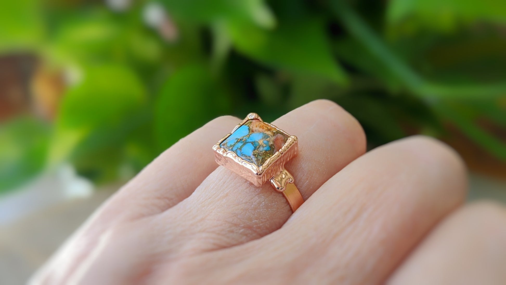 Spiny Oyster Copper Turquoise ring - Main Image