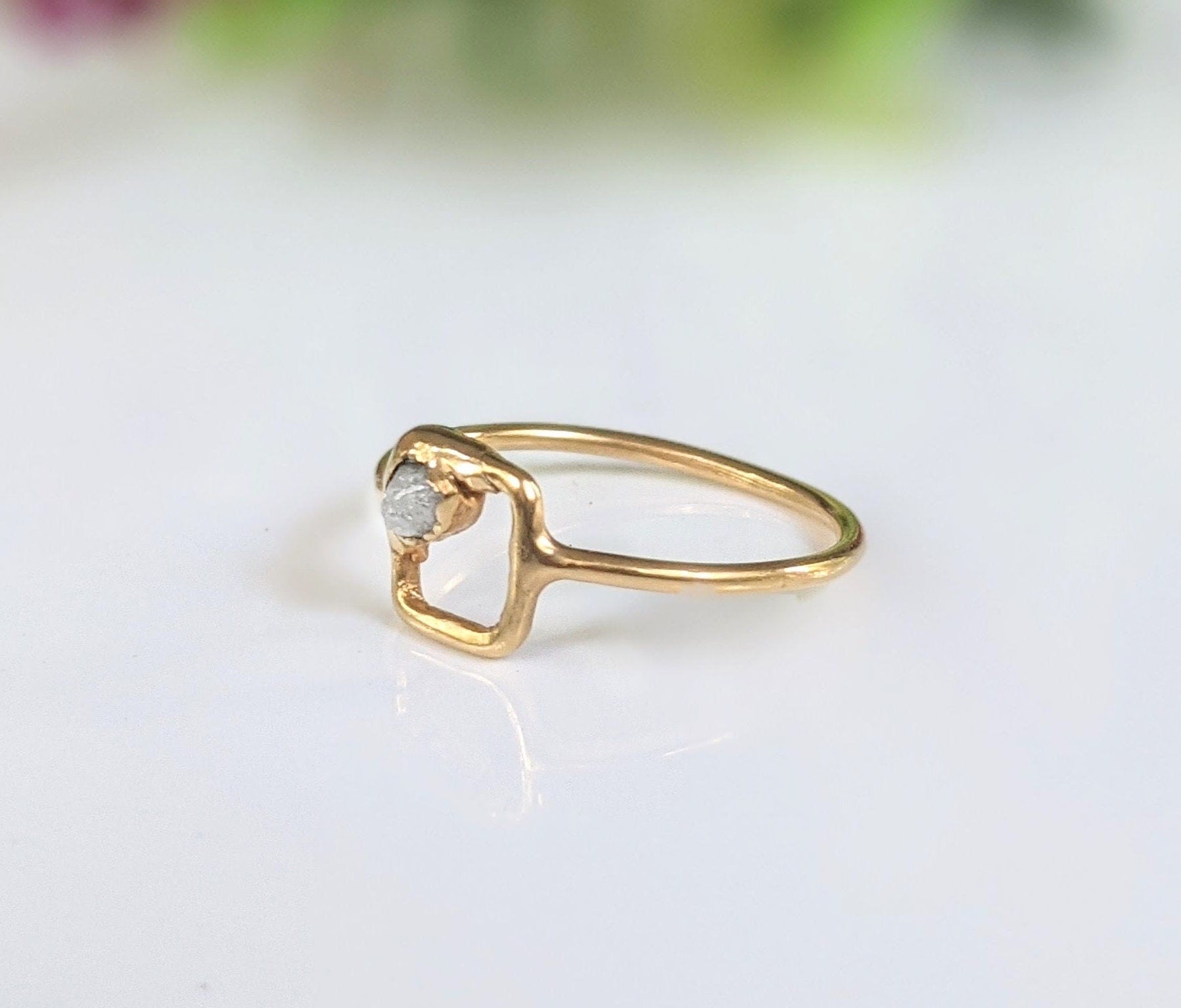 Raw diamond square Engagement ring in 18k Gold
