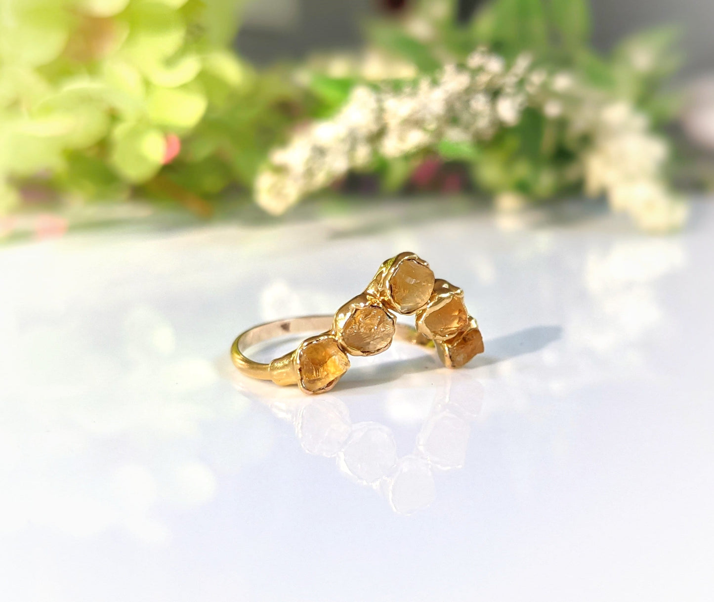 Rough Citrine Chevron wedding ring in 18k Gold