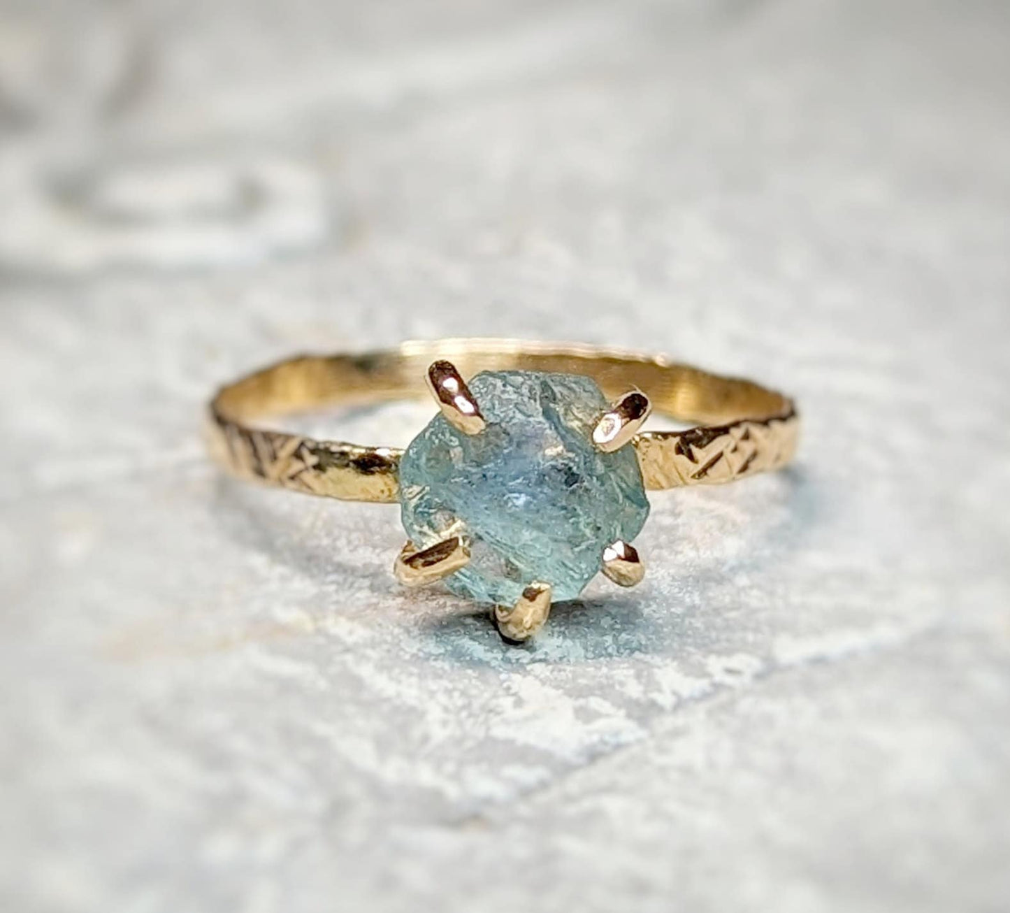 Raw Montana Sapphire Engagement Ring in 18k Gold