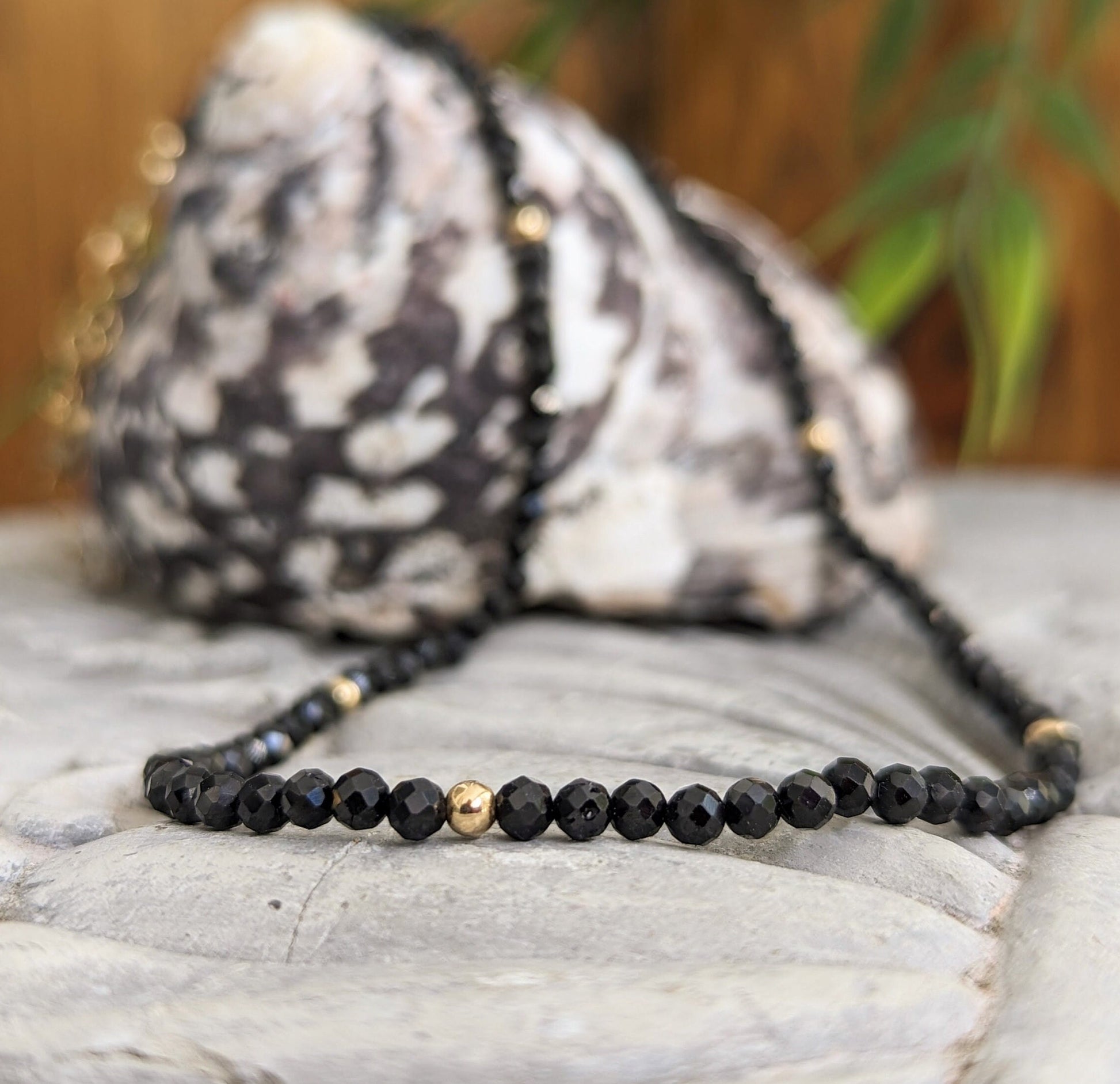 Black Spinel Gemstone Faceted Rondelle 3-4mm Beads Strands, For Necklace,  Size: 3.5-4mm at Rs 350/stripe in Jaipur