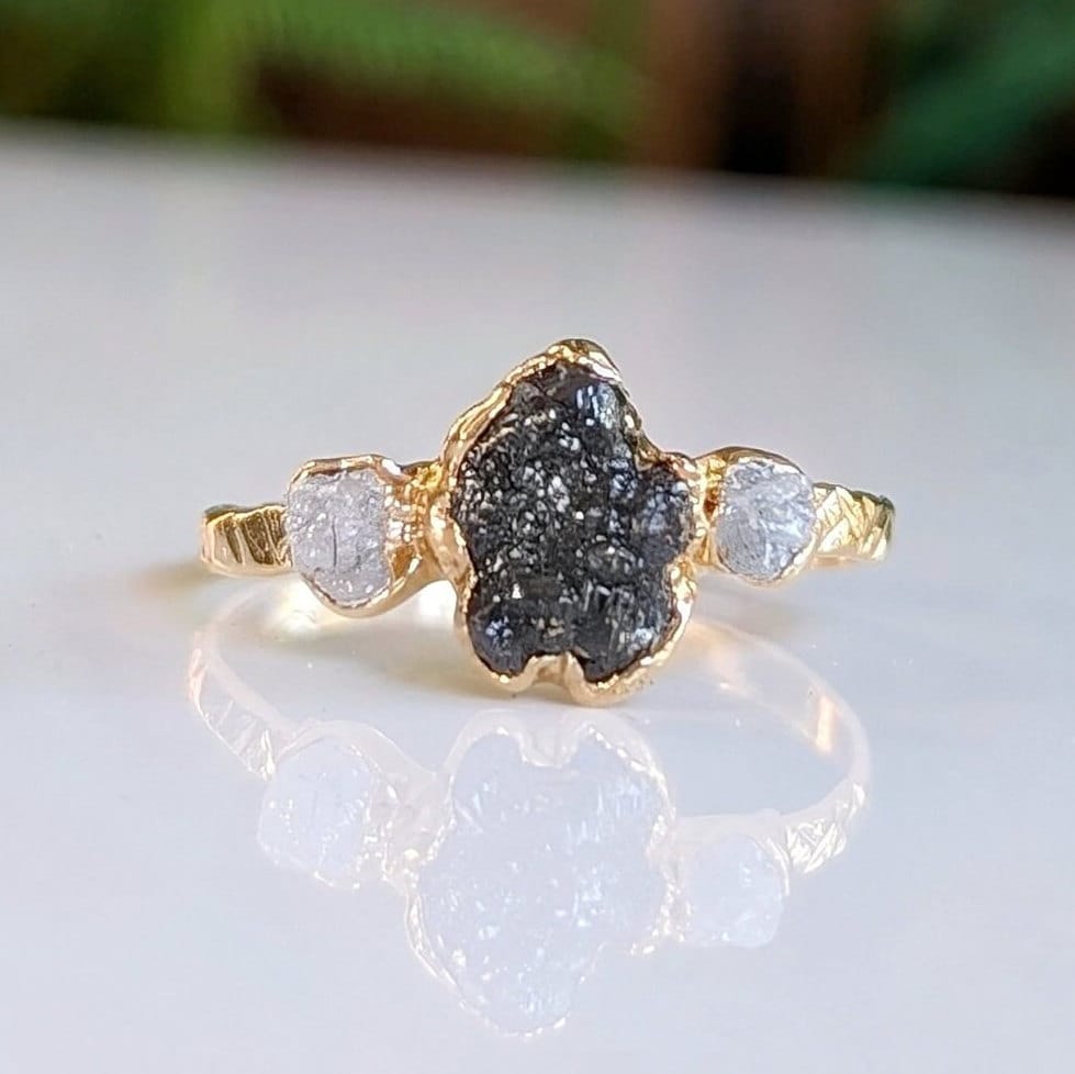 Raw large Black diamond and rough white Diamond ring in 18k Gold